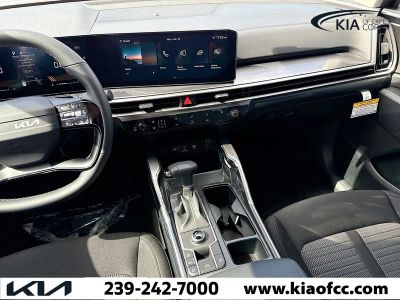 2026 Kia Sorento — photo 17 view