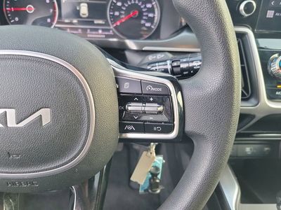 2022 Kia Sorento - Photo 17