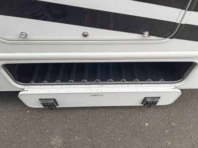 2027 Thor Motor Coach CHATEAU — photo 23 view