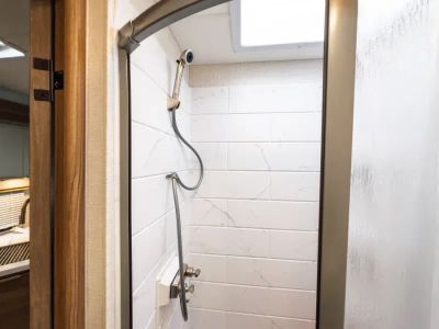 2027 Thor Motor Coach CHATEAU — photo 16 view