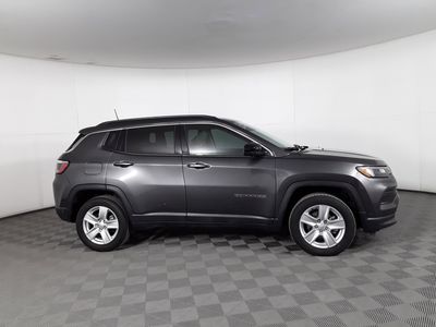 2022 Jeep Compass - Photo 2