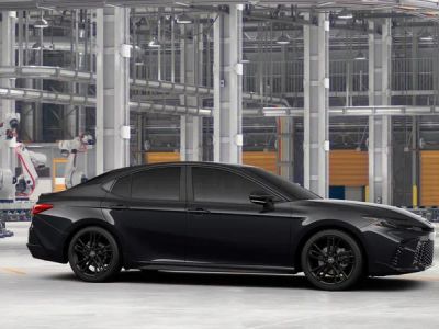 2026 Toyota Camry - Photo 15