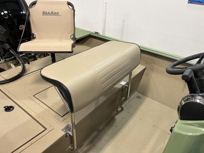 2025 SeaArk Phantom 20X CC - Photo 12
