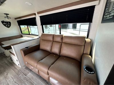 2026 VENTURE RV SIENNA - Photo 7