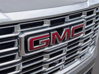 2026 GMC Yukon — detail view