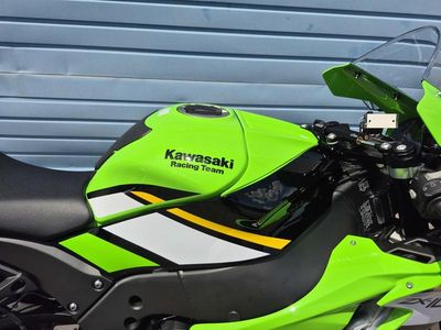 2025 Kawasaki Ninja ZX-10R KRT Edition - Photo 12