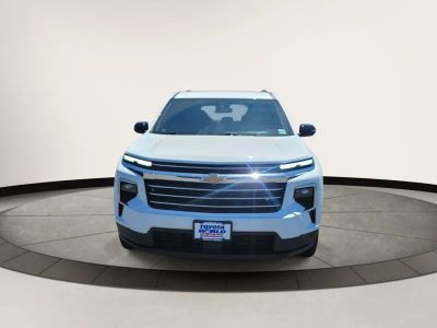 2025 Chevrolet Traverse — side profile view
