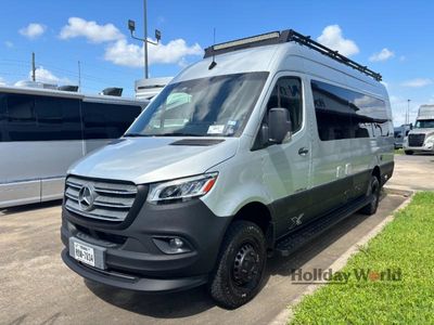 2022 Airstream Interstate 24X - Photo 3