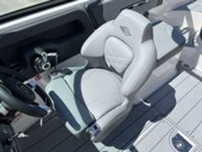 2026 Chaparral 247 SSX - Photo 13