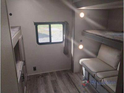 2026 Coachmen RV Catalina — photo 28 view