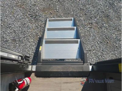 2026 Coachmen RV Catalina — photo 17 view