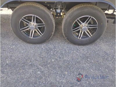 2026 Coachmen RV Catalina — photo 15 view