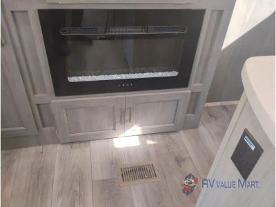 2026 Coachmen RV Catalina — photo 24 view
