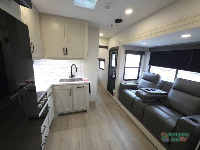 2026 Grand Design Momentum G-Class - Photo 15