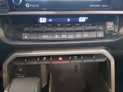 2023 Toyota Tundra 4WD — photo 18 view