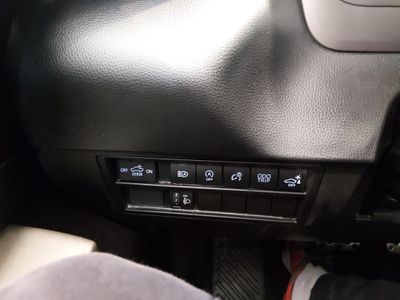 2023 Toyota Tundra 4WD — photo 13 view