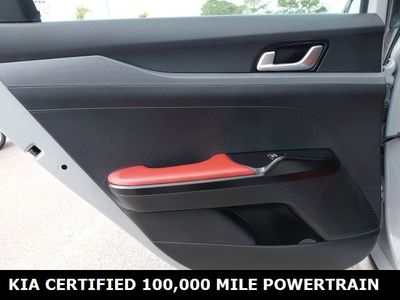2024 Kia K5 - Photo 26