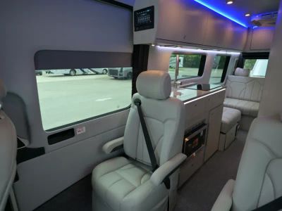 2027 Grech RV STRADA-ION — photo 7 view