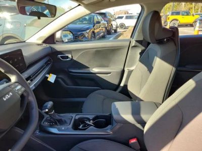 2026 Kia K4 — photo 8 view