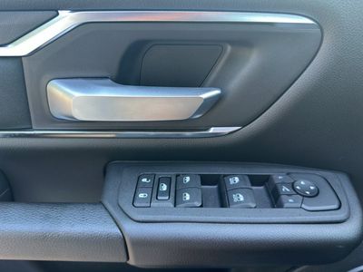2025 RAM 1500 - Photo 19