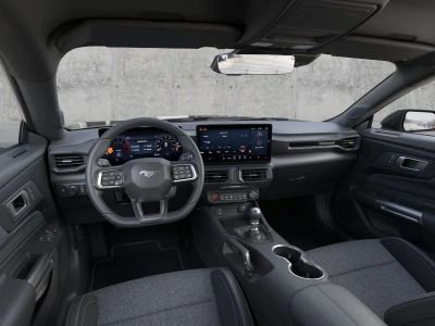 2026 Ford Mustang - Photo 9
