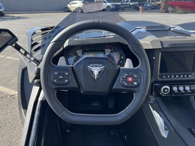 2025 Polaris Slingshot Slingshot R AutoDrive - Photo 11