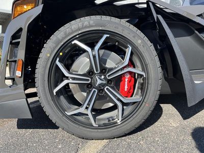 2025 Polaris Slingshot Slingshot R AutoDrive - Photo 13