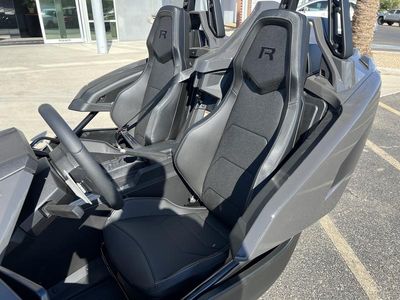 2025 Polaris Slingshot Slingshot R AutoDrive - Photo 12