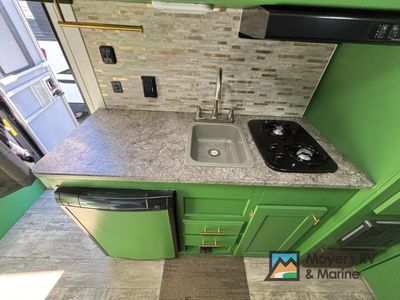 2019 Heartland Pioneer - Photo 20