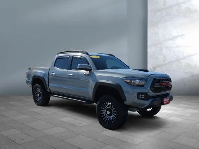 2017 Toyota Tacoma - Photo 8