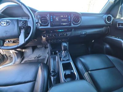 2017 Toyota Tacoma - Photo 13