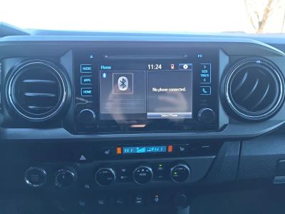 2017 Toyota Tacoma - Photo 11
