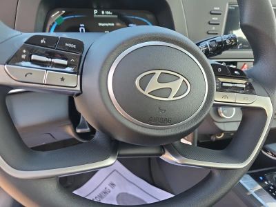 2026 Hyundai Elantra — photo 19 view