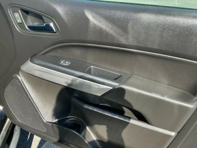 2019 Chevrolet Colorado — photo 21 view