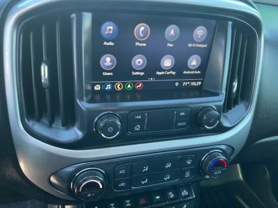 2019 Chevrolet Colorado — photo 12 view