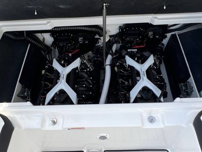 2025 Yamaha 222S - Photo 12