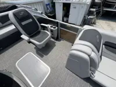 2025 Barletta Cabrio C22UC - Photo 10