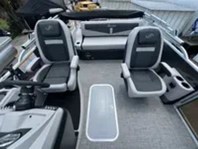 2025 Barletta Cabrio C22UC - Photo 6