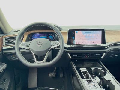 2026 Volkswagen Atlas — photo 17 view