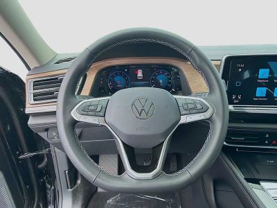 2026 Volkswagen Atlas — photo 10 view