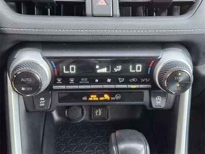 2024 Toyota RAV4 - Photo 13
