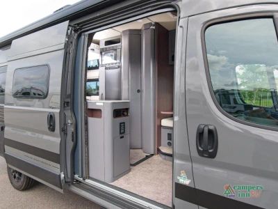 2027 Grand Design Lineage Series VP — photo 10 view
