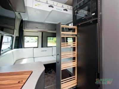 2027 Grand Design Lineage Series VP — photo 20 view