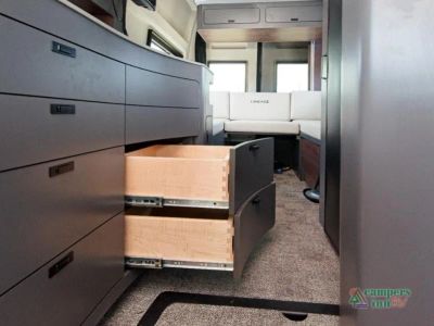 2027 Grand Design Lineage Series VP — photo 24 view