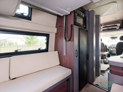 2027 Grand Design Lineage Series VP — photo 17 view