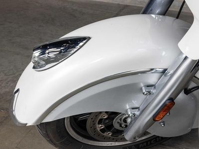 2018 Indian Motorcycle Roadmaster ABS Pearl White over Star Silver - Photo 11