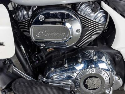 2018 Indian Motorcycle Roadmaster ABS Pearl White over Star Silver - Photo 4