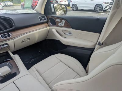 2026 Mercedes-Benz GLE — photo 17 view