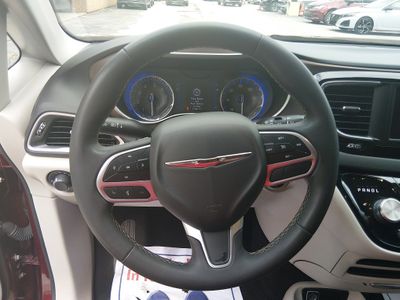 2023 Chrysler Voyager - Photo 12