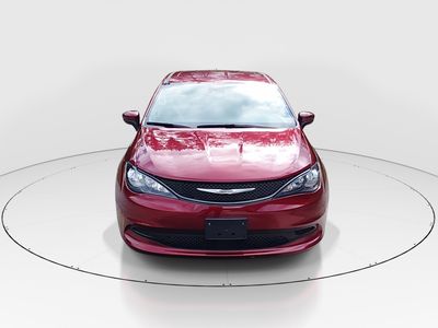 2023 Chrysler Voyager - Photo 2